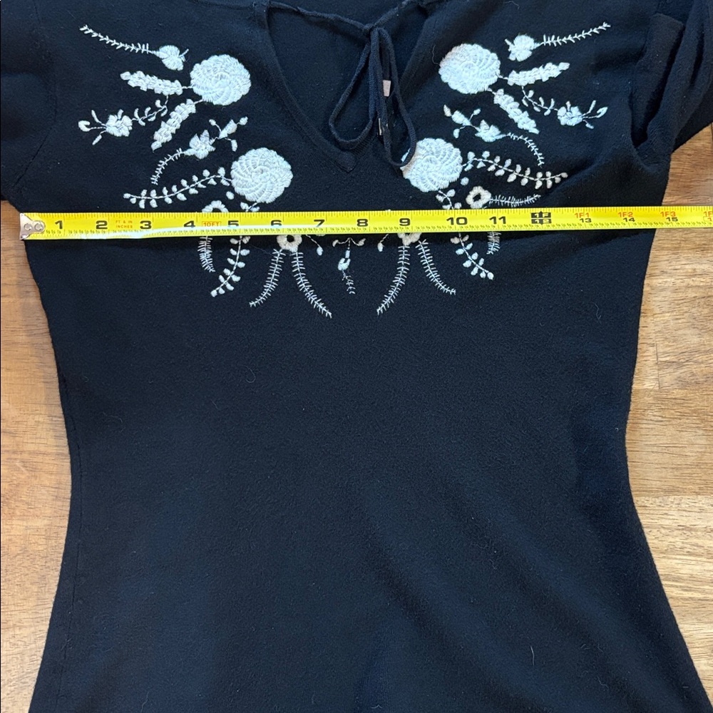 Bisou Bisou Jeans Sweater Black Embroidered Women Small - Picture 5 of 5